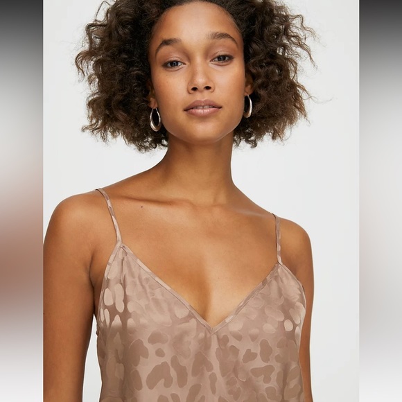 Babaton Everly Camisole, Leopard Jacquard, Size Large. - Picture 6 of 9